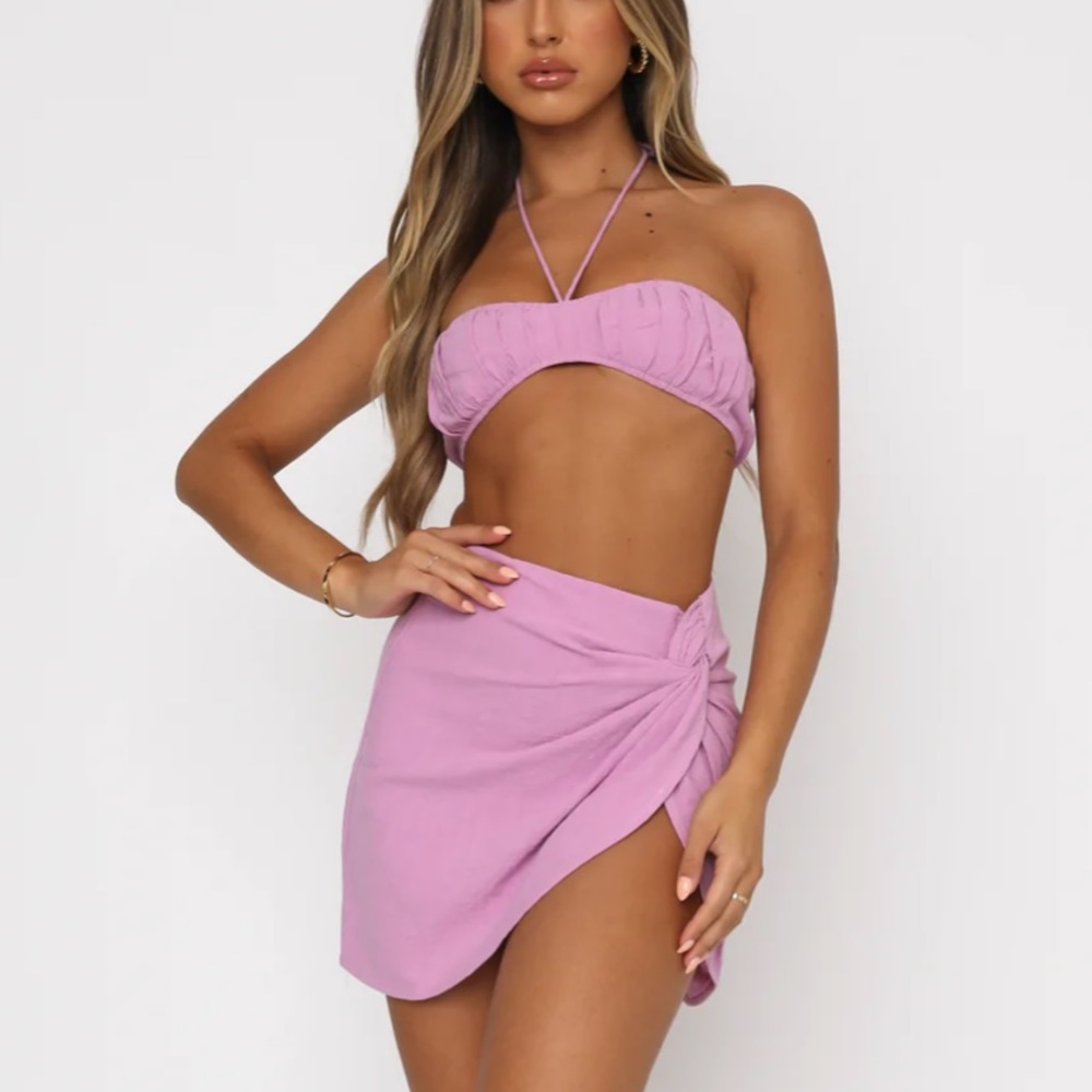 White fox skirt set